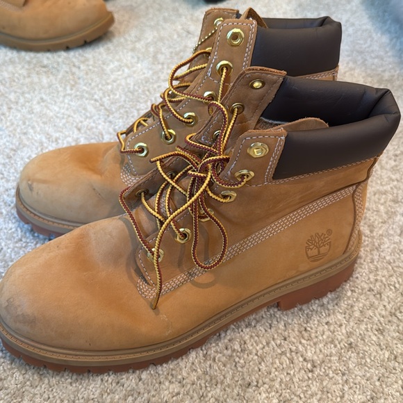 Men’s Timberland boots - Picture 2 of 4